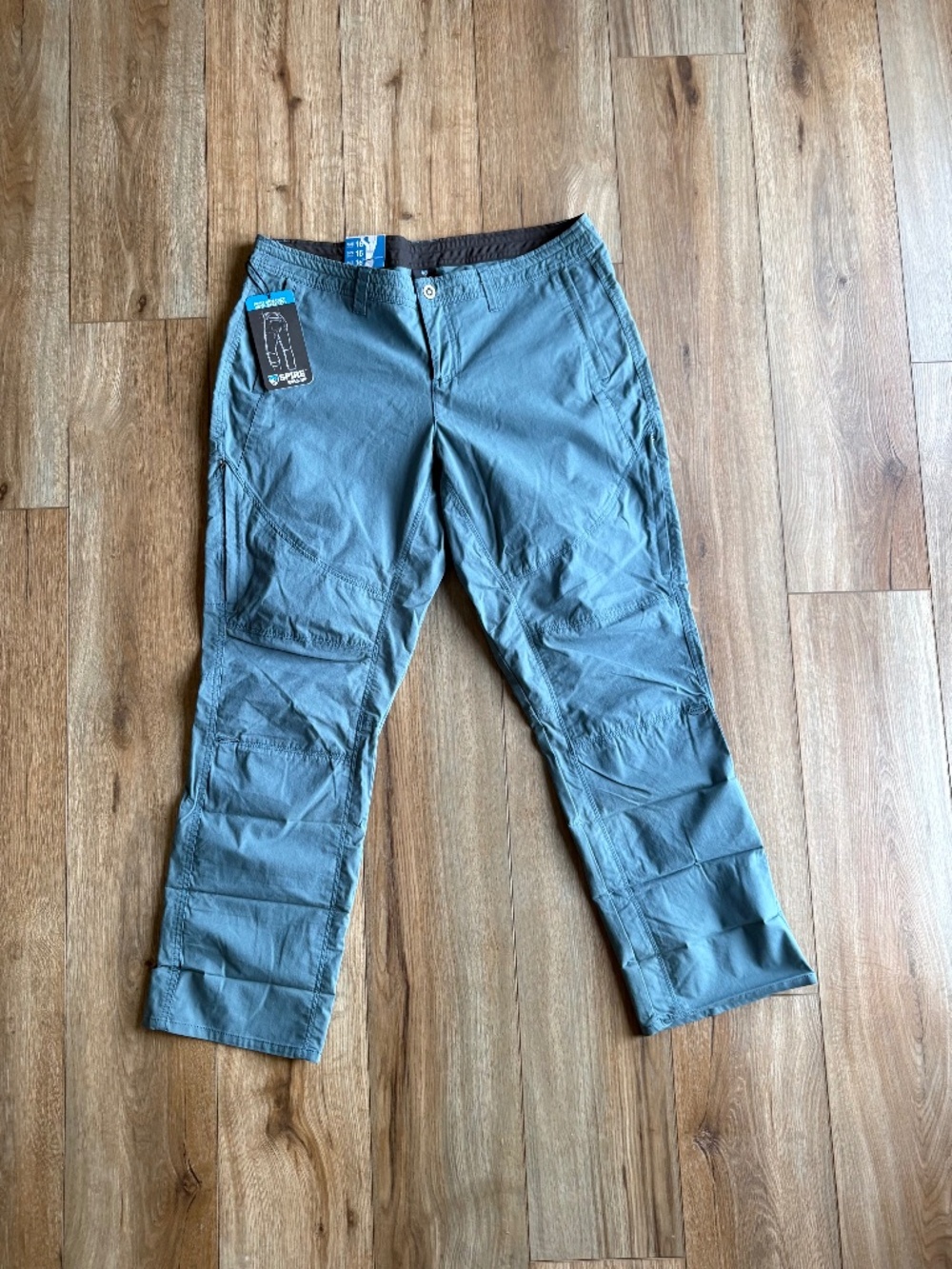 NWT KUHL Women’s Spire Roll-Up Pants Convertible Cargo Blue Size 16 Short